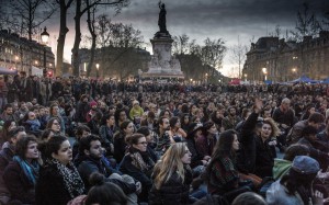 12. assemblée, quand la nuit va tomber 